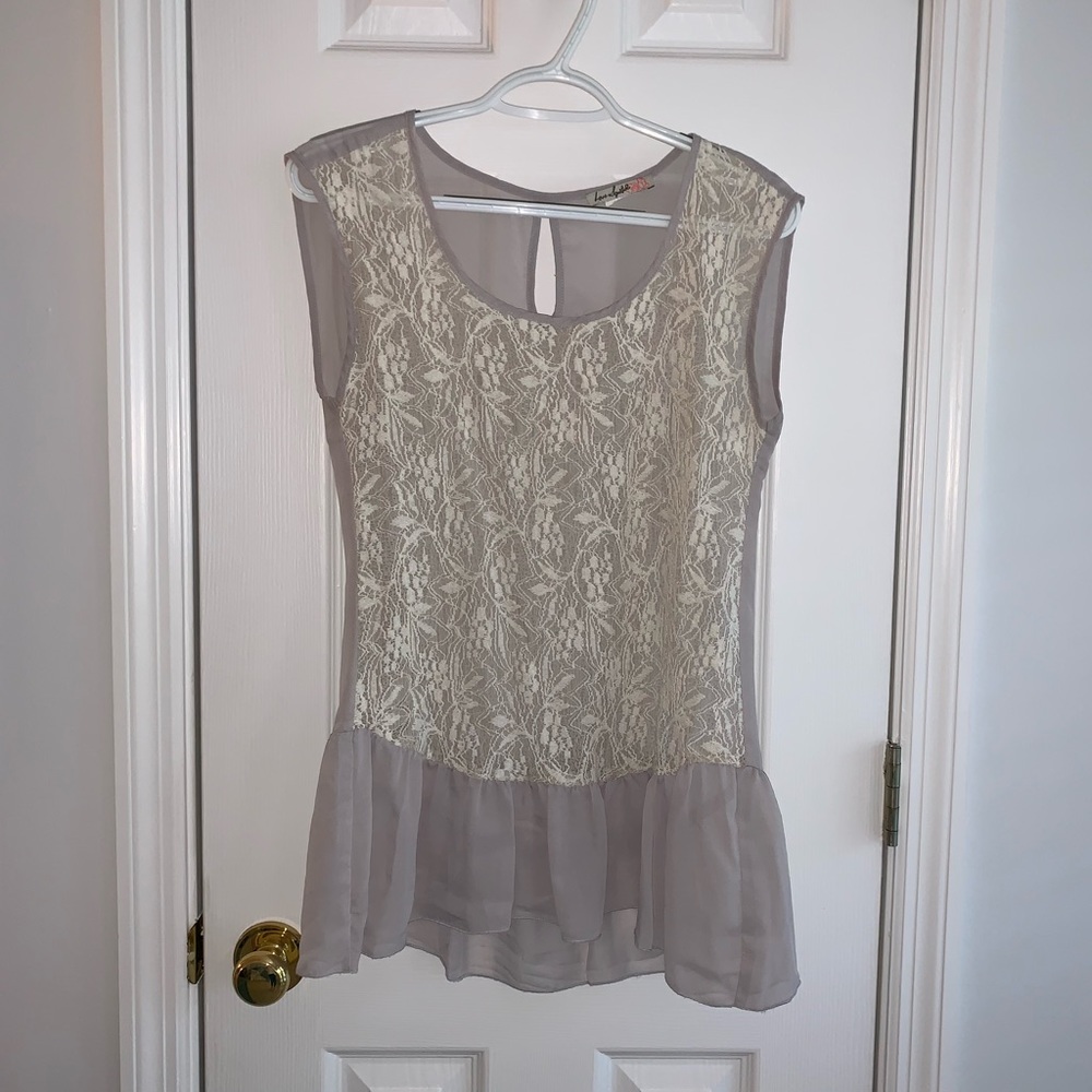 LACE TOP